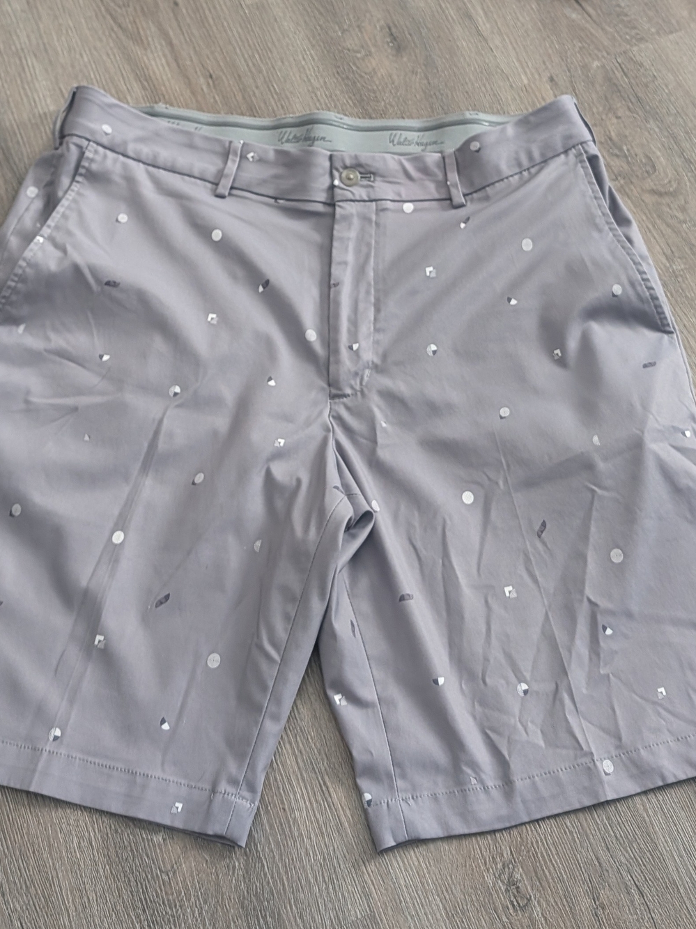 Walter Hagen Light Gray Printed Flat-Front Men's Shorts